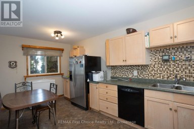 467 JAMES STREET N Thunder Bay (Northwood Park) Ontario photo 6