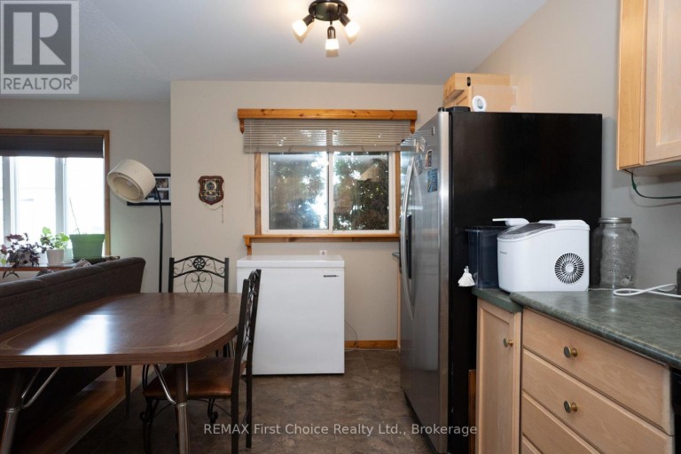 467 JAMES STREET N, Thunder Bay (Northwood Park), Ontario, P7C4T3