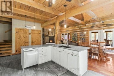 1147 MCCREA ROAD Highlands East (Monmouth) Ontario photo 7