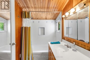 1521 OLD HWY 117 Lake of Bays (Franklin) Ontario photo 41