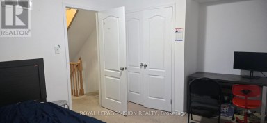 358 - 2392 CHEVRON PRINCE PATH Oshawa (Windfields) Ontario photo 10