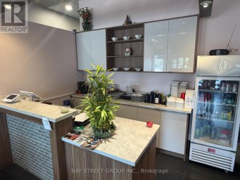 2 - 1065 DAVIS DRIVE Newmarket (Huron Heights-Leslie Valley) Ontario photo 5