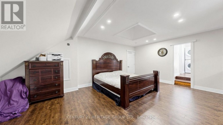 70 ROYAL ORCHARD BOULEVARD, Markham (Royal Orchard), Ontario, L3T3C5