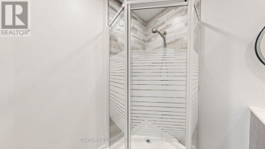 70 ROYAL ORCHARD BOULEVARD Markham (Royal Orchard) Ontario photo 32