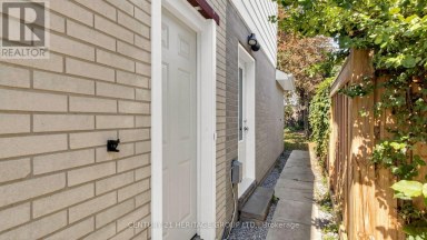70 ROYAL ORCHARD BOULEVARD Markham (Royal Orchard) Ontario photo 46
