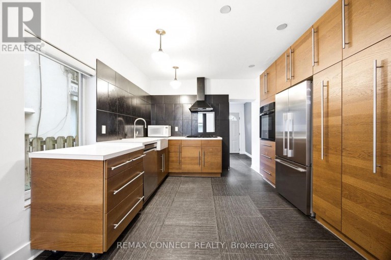 MAIN - 37 NOBLE STREET, Toronto (Roncesvalles), Ontario, M6K2C7