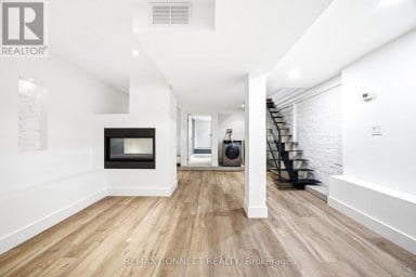 MAIN - 37 NOBLE STREET Toronto (Roncesvalles) Ontario photo 20