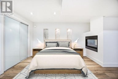 MAIN - 37 NOBLE STREET Toronto (Roncesvalles) Ontario photo 23