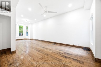 MAIN - 37 NOBLE STREET Toronto (Roncesvalles) Ontario photo 6