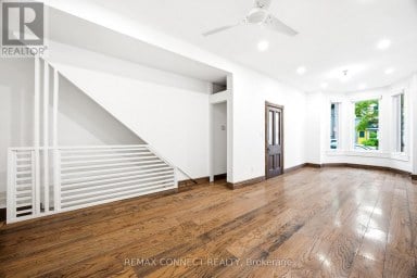 MAIN - 37 NOBLE STREET Toronto (Roncesvalles) Ontario photo 7