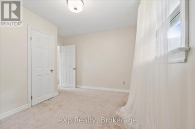 79 DUMBARTON STREET Guelph (Riverside Park) Ontario photo 23