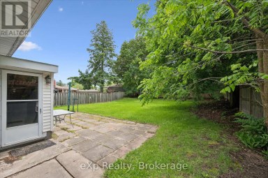 79 DUMBARTON STREET Guelph (Riverside Park) Ontario photo 38