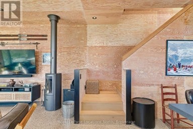 537373 12TH LINE Meaford Ontario photo 13