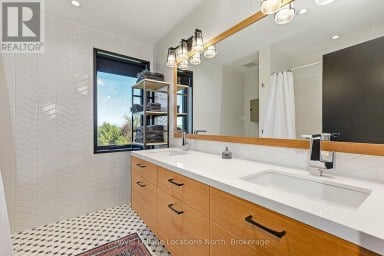 537373 12TH LINE Meaford Ontario photo 18