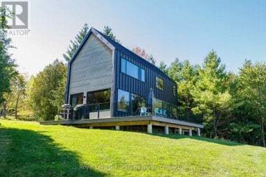 537373 12TH LINE Meaford Ontario photo 24