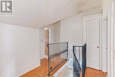 537373 12TH LINE Meaford Ontario photo 32