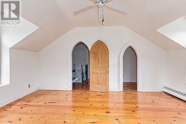 537373 12TH LINE Meaford Ontario photo 35