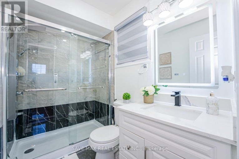 124 WEXFORD ROAD, Brampton (Heart Lake West), Ontario, L6Z2T4