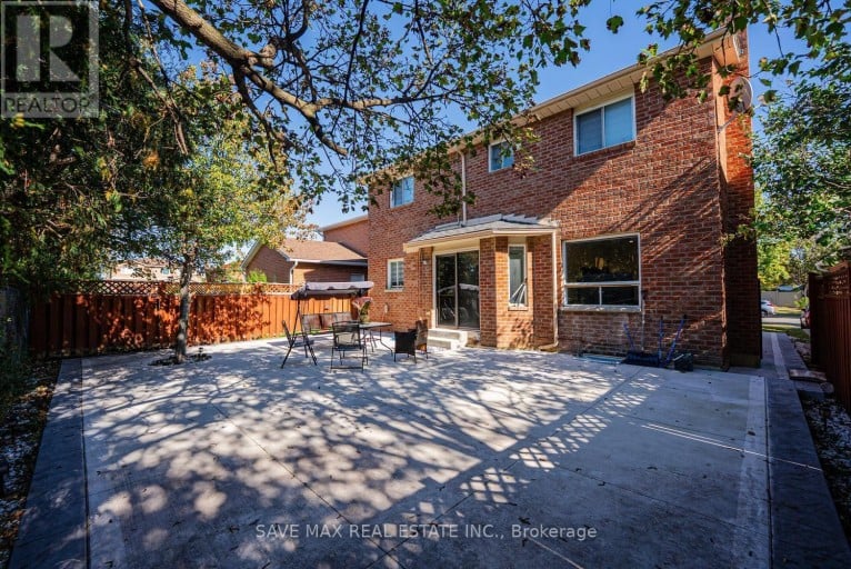 124 WEXFORD ROAD, Brampton (Heart Lake West), Ontario, L6Z2T4