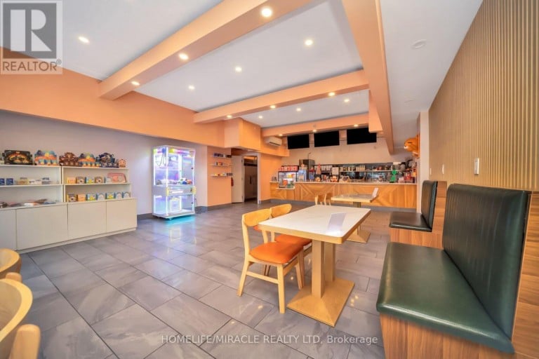 259 LAKESHORE ROAD E, Mississauga (Port Credit), Ontario, L5G1G8