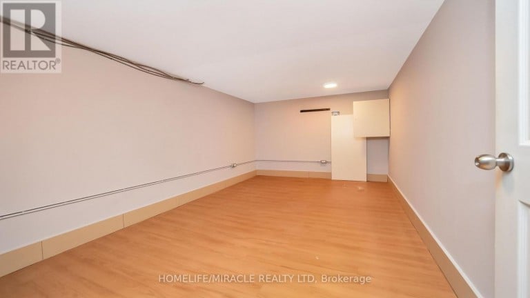 259 LAKESHORE ROAD E, Mississauga (Port Credit), Ontario, L5G1G8