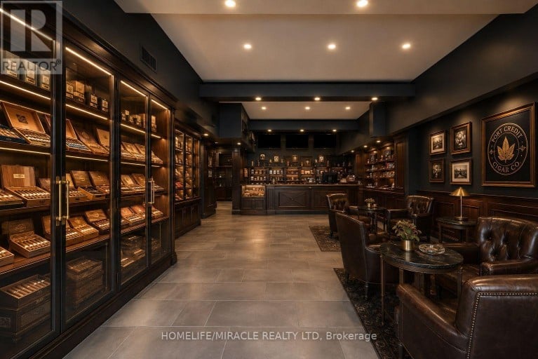 259 LAKESHORE ROAD E, Mississauga (Port Credit), Ontario, L5G1G8