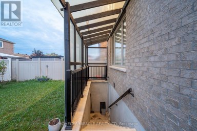 23 HENDRICKS CRESCENT Brampton (Fletcher's West) Ontario photo 30