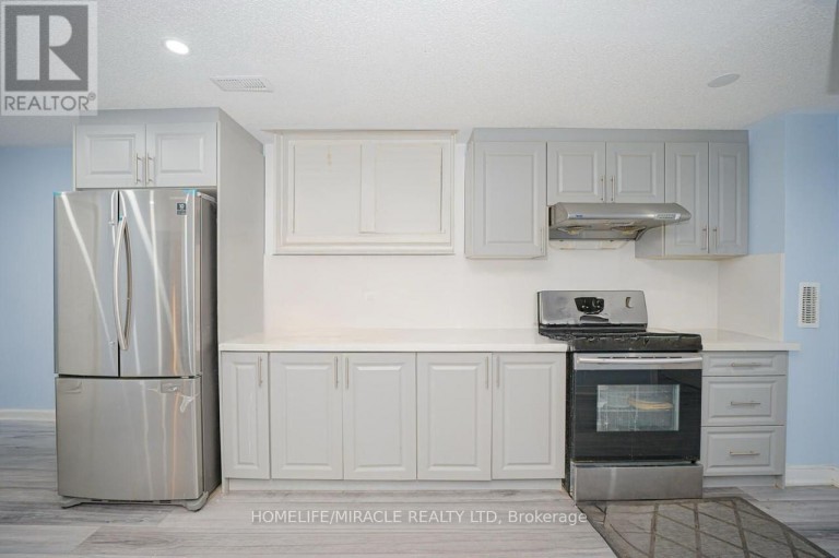 23 HENDRICKS CRESCENT, Brampton (Fletcher's West), Ontario, L6Y4L2