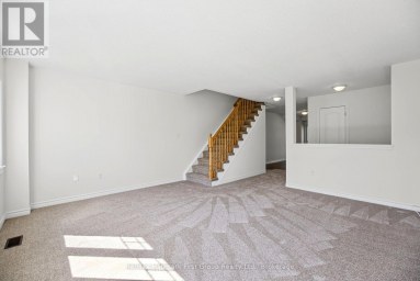 36 KATERSON LANE Clarington (Courtice) Ontario photo 13