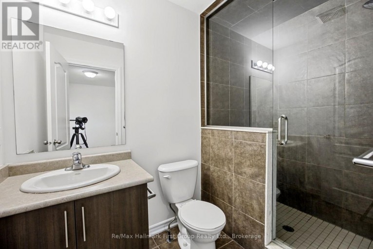 36 KATERSON LANE, Clarington (Courtice), Ontario, L1E0E9
