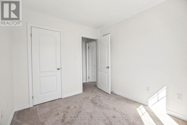36 KATERSON LANE, Clarington (Courtice), Ontario, L1E0E9