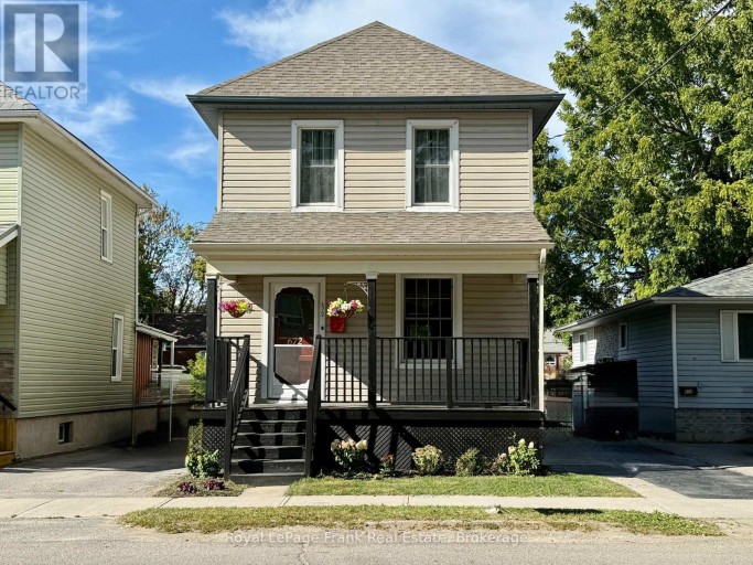672 ROMAINE STREET, Peterborough (Otonabee Ward 1), Ontario, K9J2E4