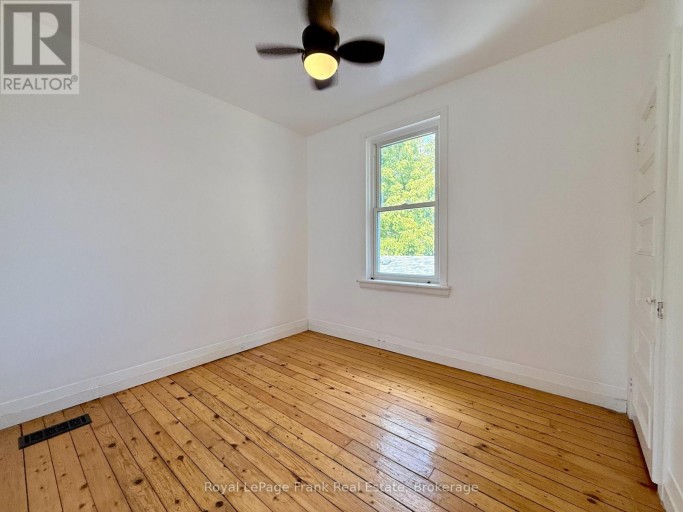 672 ROMAINE STREET, Peterborough (Otonabee Ward 1), Ontario, K9J2E4