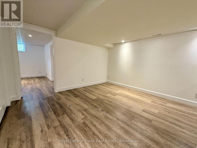 672 ROMAINE STREET, Peterborough (Otonabee Ward 1), Ontario, K9J2E4