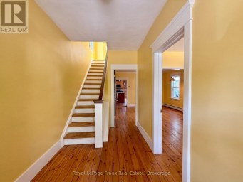 672 ROMAINE STREET Peterborough (Otonabee Ward 1) Ontario photo 6