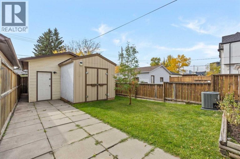 6419B 33 Avenue NW, Calgary, Alberta, T3B1K9