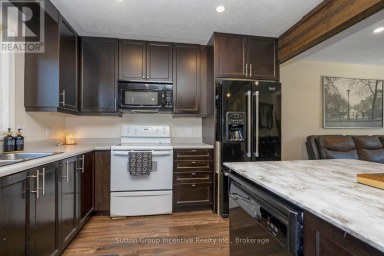 758441 GIRL GUIDE ROAD Georgian Bluffs Ontario photo 12