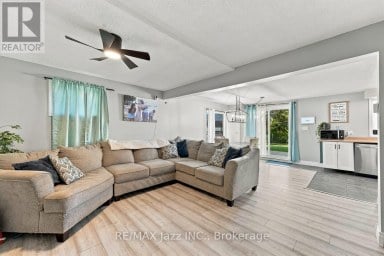 4081 MABELS ROAD Scugog Ontario photo 11