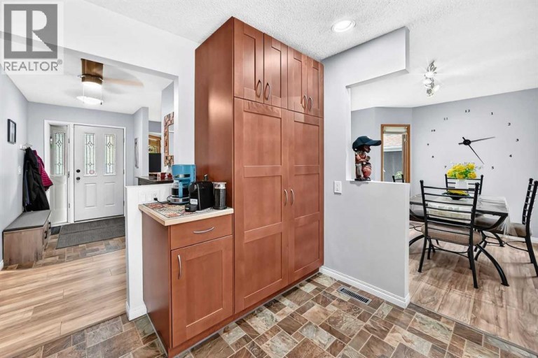 316 Glamorgan Place SW, Calgary, Alberta, T3E6M2