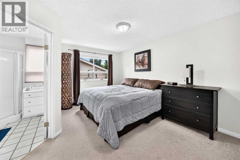 316 Glamorgan Place SW, Calgary, Alberta, T3E6M2