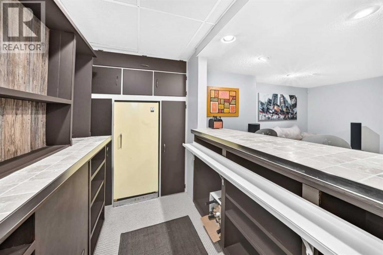 316 Glamorgan Place SW, Calgary, Alberta, T3E6M2