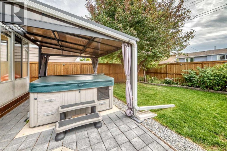 316 Glamorgan Place SW, Calgary, Alberta, T3E6M2