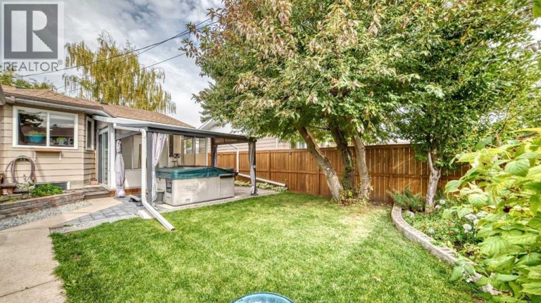 316 Glamorgan Place SW, Calgary, Alberta, T3E6M2