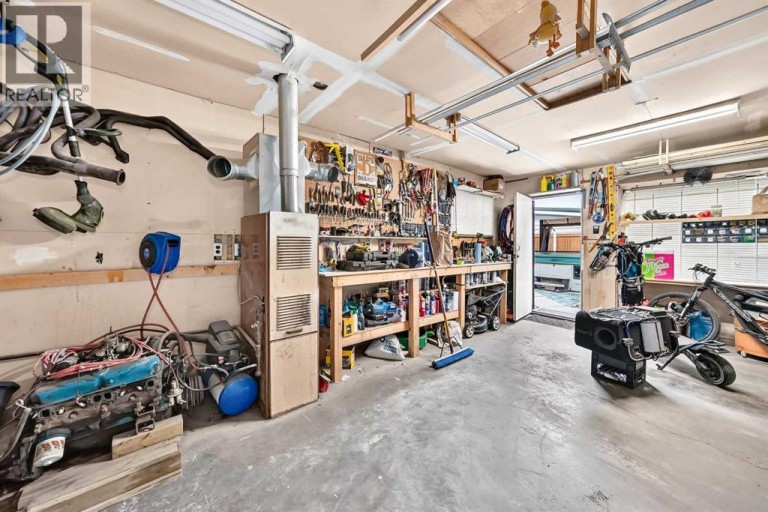 316 Glamorgan Place SW, Calgary, Alberta, T3E6M2