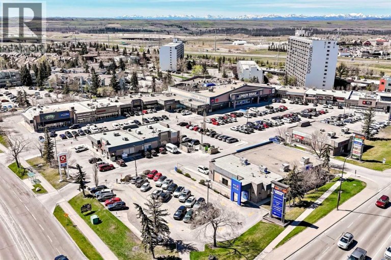 316 Glamorgan Place SW, Calgary, Alberta, T3E6M2