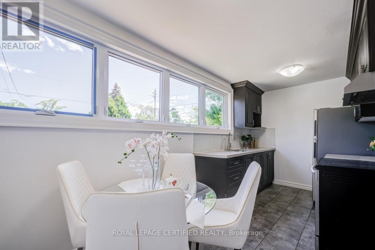 79 SAMSON CRESCENT, Toronto (Woburn), Ontario, M1G1N2