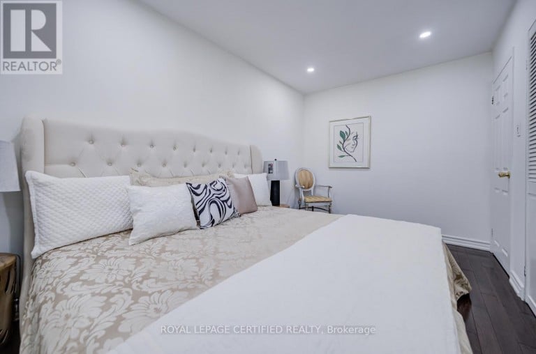 79 SAMSON CRESCENT, Toronto (Woburn), Ontario, M1G1N2