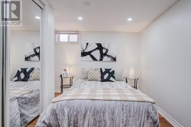 79 SAMSON CRESCENT, Toronto (Woburn), Ontario, M1G1N2