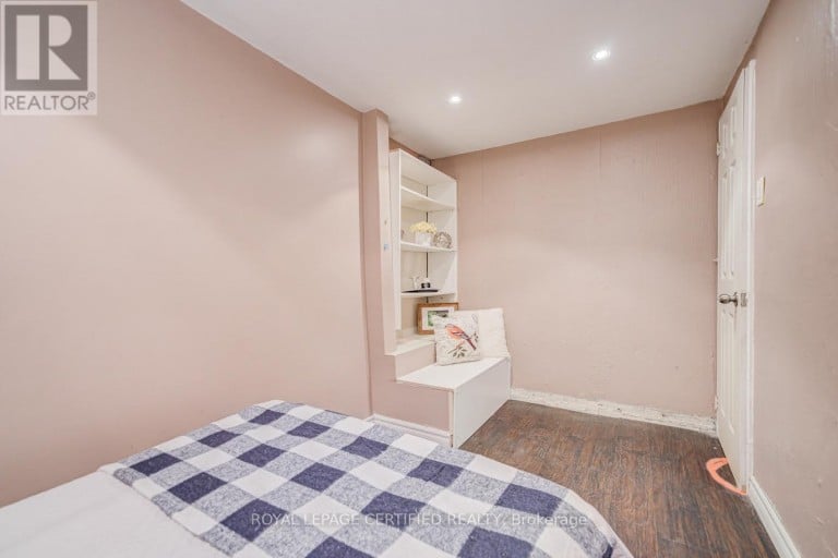 79 SAMSON CRESCENT, Toronto (Woburn), Ontario, M1G1N2