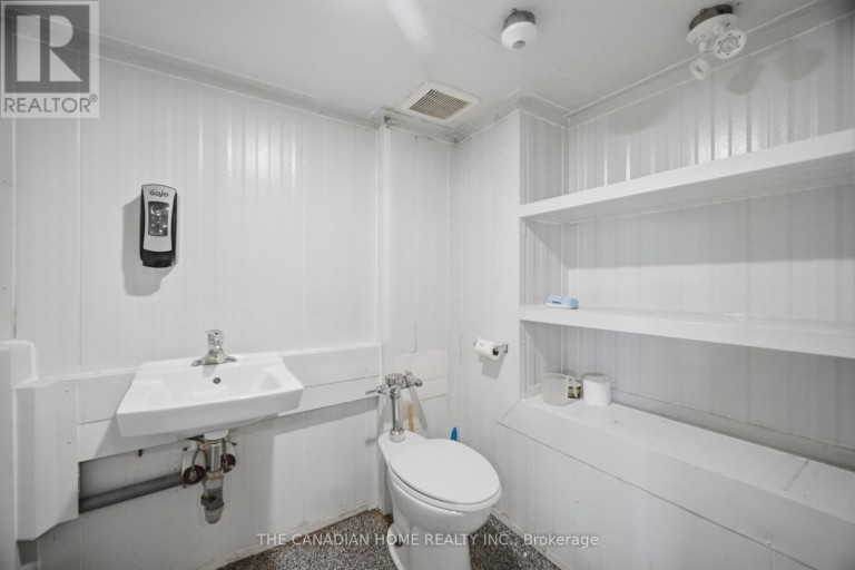 5, 6 & 7 - 7875 TRANMERE DRIVE, Mississauga (Northeast), Ontario, L5S1T8